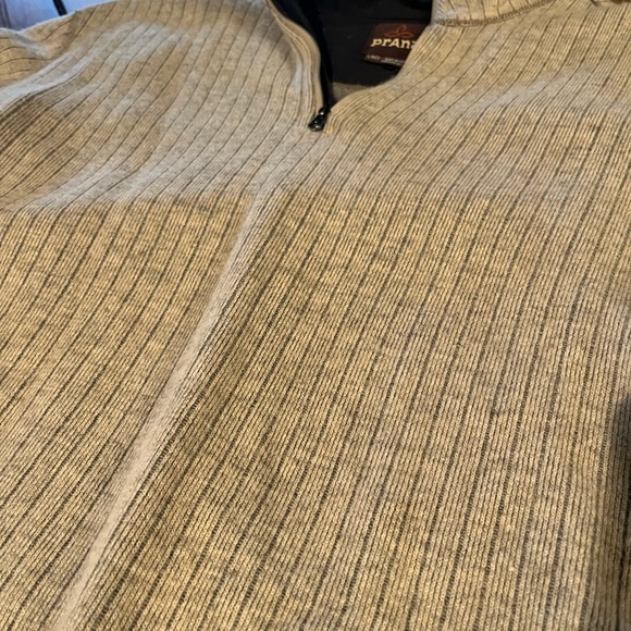 Prana sweater - Picture 9 of 11